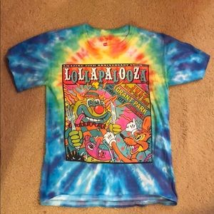 Lollapalooza t shirt